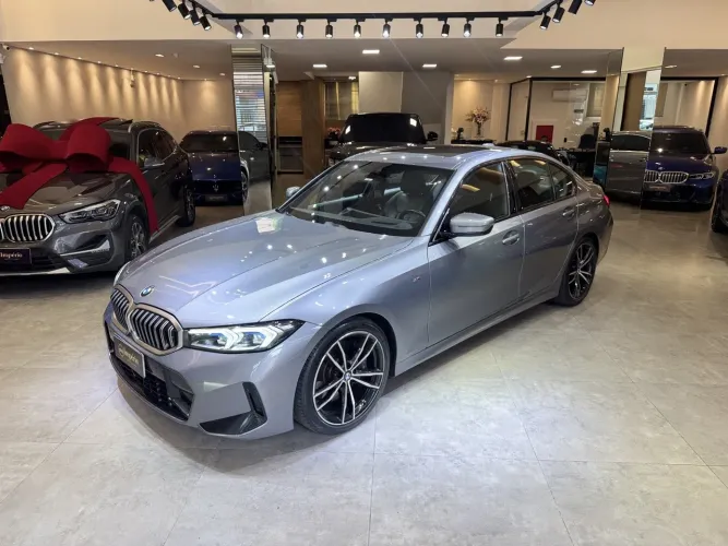 BMW 320I A 2.0 TB M Sport Activeflex 16V 4P 2023