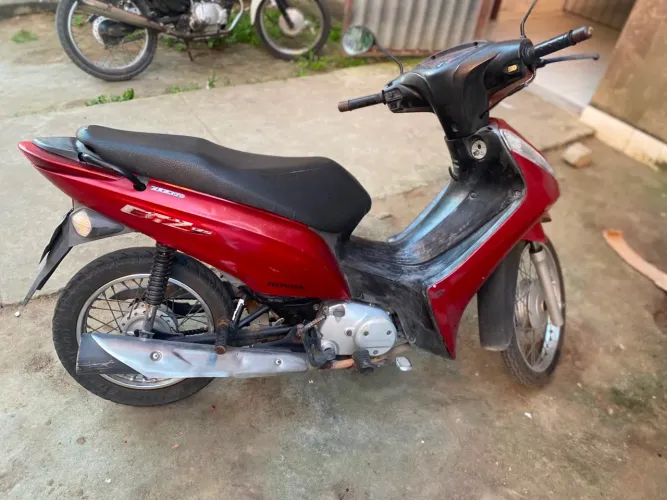 Biz 125 ES