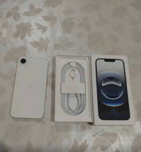 Vendo iPhone 16 E