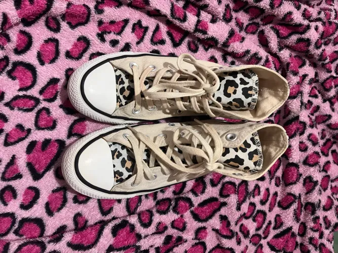 Tênis Converse Chuck Taylor All Star Cano Alto - Bege Onça