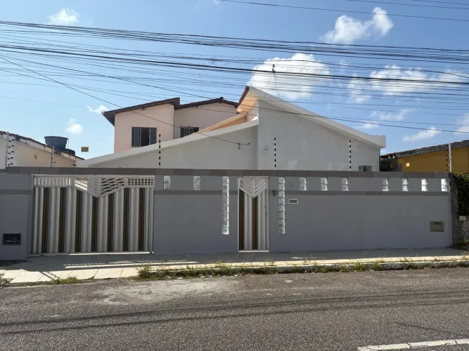 Oportunidade! Linda e confortável casa para venda