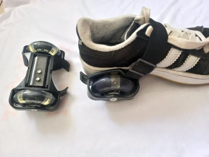 Rodas de calcanhar ,patins para tênis