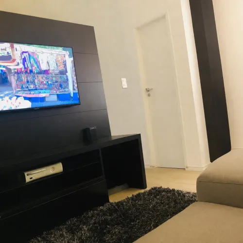 Rack para TV com Painel - Design Moderno | Excelente Estado