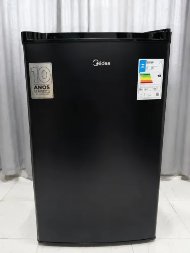 Vendo frigobar Midea em estado de novo