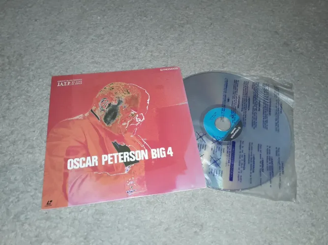 Laserdisc Oscar Peterson Big4 (importado) em execente estado!