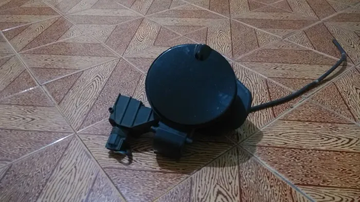 Portinhola eletrica New fiesta cor preta