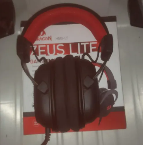 Headset gamer redragon Zeus lite