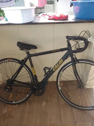 Bicicleta speed Caloi alumínio em excelente estado.