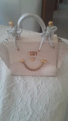 Linda bolsa Carmen Steffens 