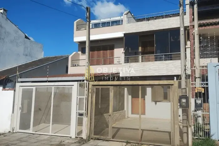 Casa à venda 3 Quartos 3 Suites 1 Vaga 120M² Guarujá Porto Alegre - RS