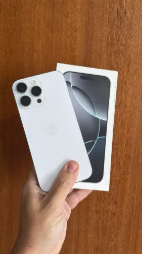 iPhone 16 Pro Max 256gb seminovo Com Caixa
