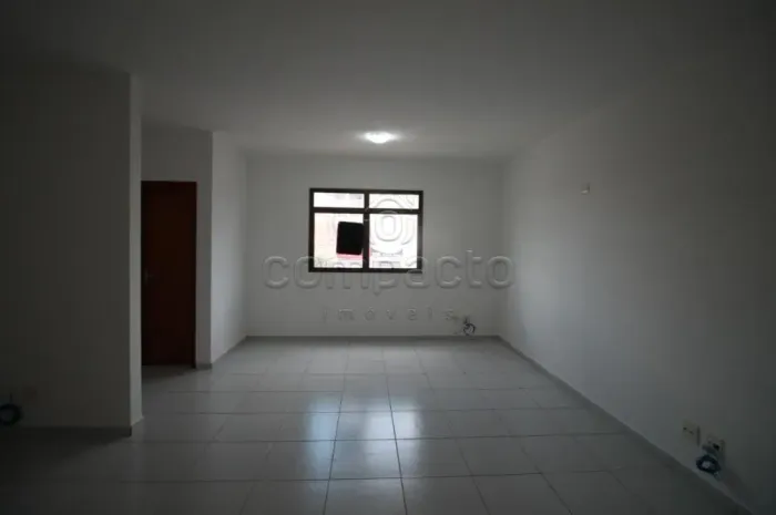 Comercial SalaLoja Condomínio em São José do Rio Preto