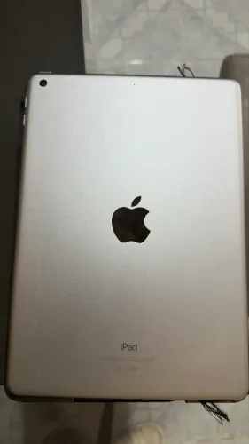 iPad + teclado Logitech