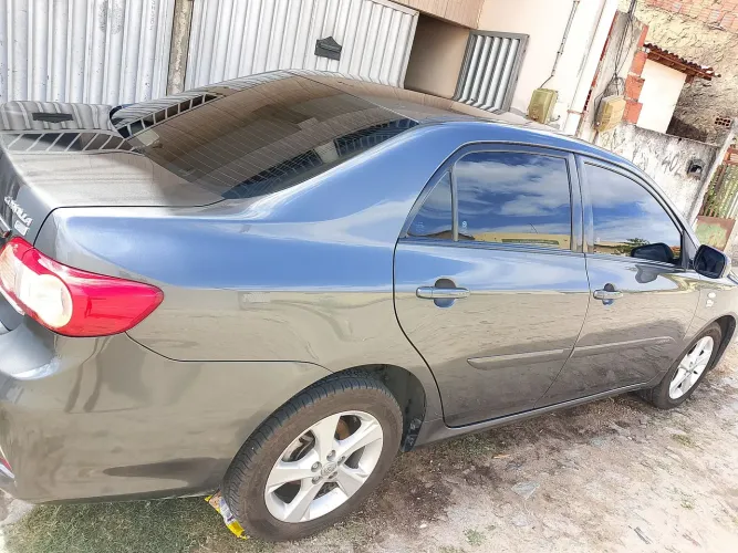 Toyota Corolla GLI 1.8 Flex 16V Aut. 2013