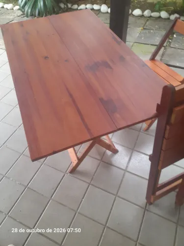 Mesa para área de churrasco de armar com 4 cadeiras