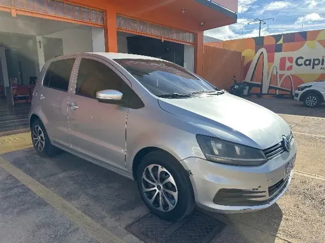 Volkswagen Fox Trendline 1.6 Flex 8V 5P 2016
