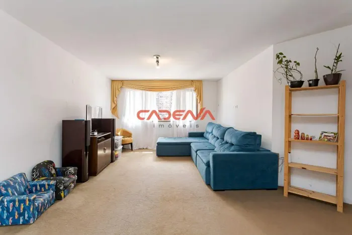 Apartamento com 3 quartos e 2 vagas à venda no Bigorrilho