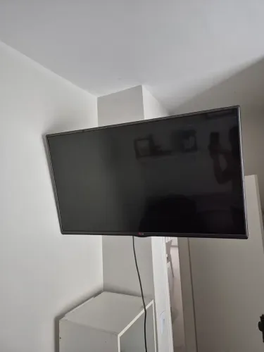 TV LG full HD 42" polegadas