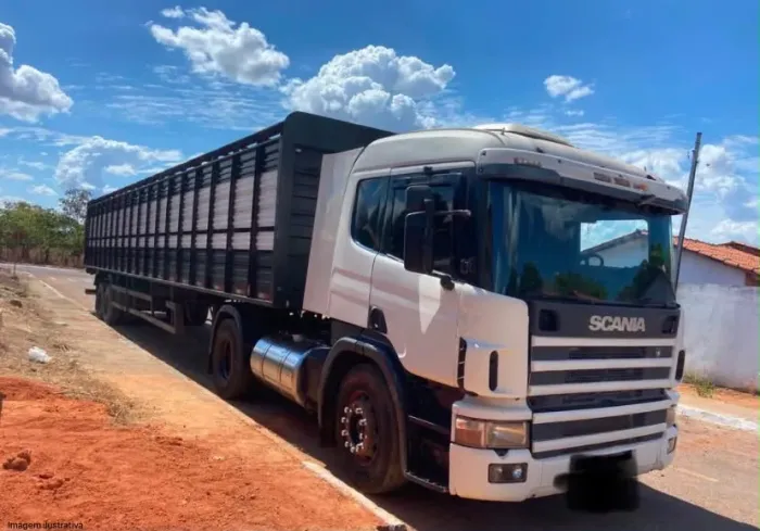 2000 Scania P330 4x2