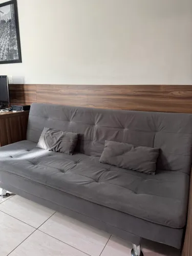 SOFÁ CAMA (em boas condições)