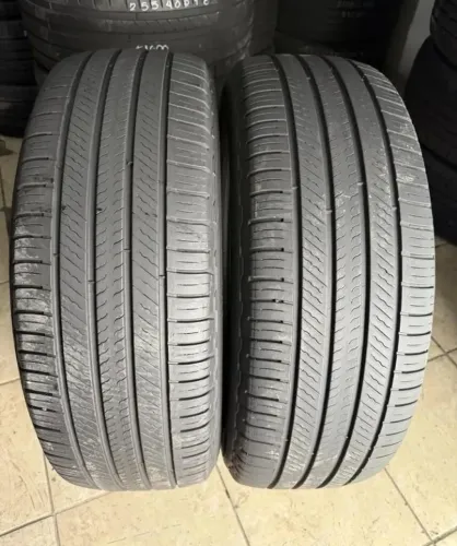 Pneu 255/60 aro 18 Michelin seminovos