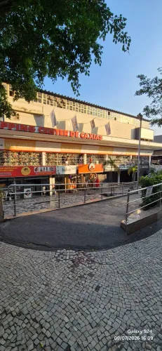 Loja com 25 m2 no centro de Caxias, segurança, excelente localização, shopping center.
