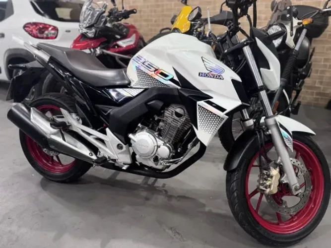 HONDA CB 250 TWISTER 2022/2022 ÚNICO DONO