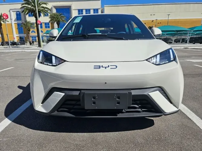 BYD Dolphin GS (Elétrico) 2027