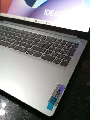 Notebook Lenovo i3 13ª 12gb e SSD NVME 256gb