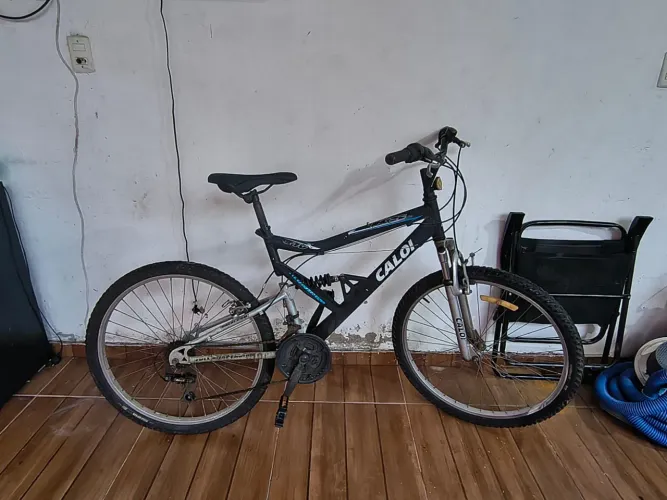 Bicicleta mountain bike Caloi
