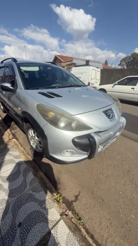 Peugeot 207 SW Escapade 1.6 16V Flex 5P 2011