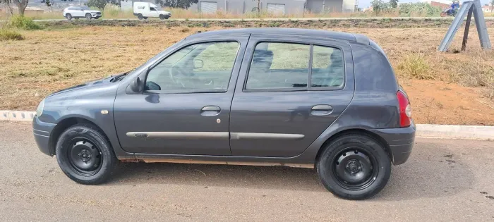 Renault Clio RT/ Privil. 1.0/1.0 Hi-power 16V 5P 2001