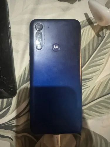 Moto g 8