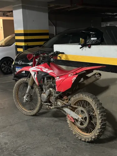 XR 200 ROUPA CRF 230 F-19