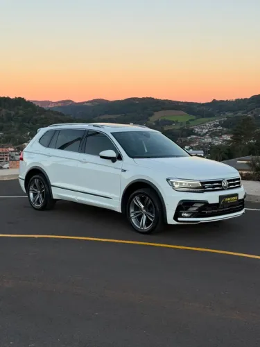 Volkswagen Tiguan Allspac R-line 350 TSI 2.0 4X4 2021