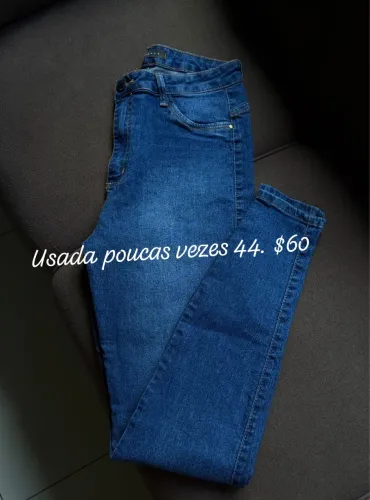 Calças feminina 44 usadas poucas vezes 