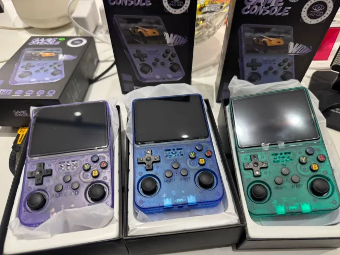 GAME PORTÁTIL R36S promoção 