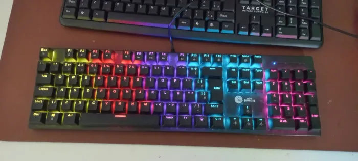 Teclado mecânico - ler a descrição