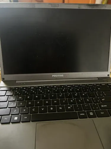 Notebook Positivo Intel Core i3 11ª Geração | 8GB RAM | 120GB SSD | Windows 11 Pro