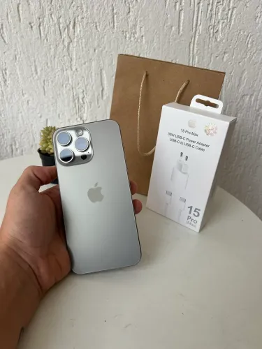 iPhone 15 Pro Max | 256GB | MUITO NOVO