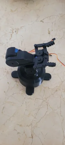 Braço robotico com servos 