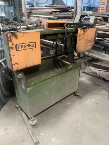 Máquina de cortar ferro 