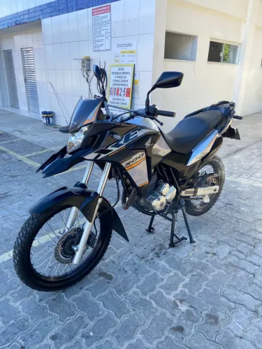 Vendo XRE 300 19/19 tudo pago
