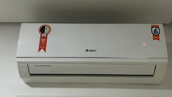 ? Ar-Condicionado GREE 9.000 BTUs Inverter - Frio R$ 1.400