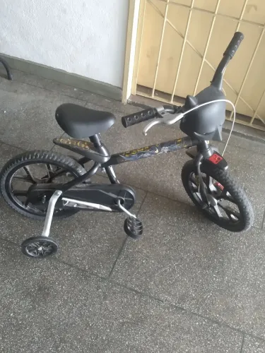 Bicicleta Infanti aro "14 Batmam Bandeirantes