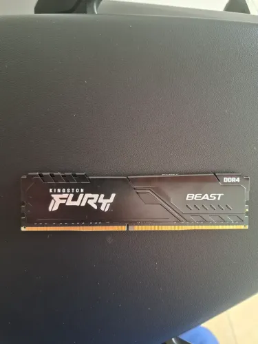 Memória RAM DDR4 KINGSTON FURY 8GB