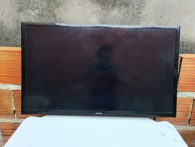 Televisão com defeito