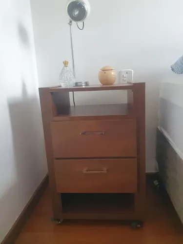 Criado + Aparador (Quarto)