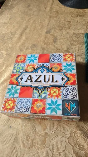 Jogo de Tabuleiro Azul (Board Game)