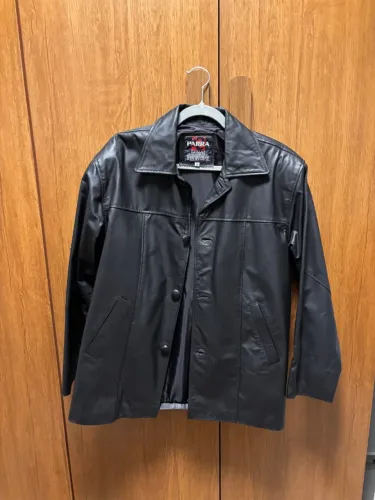 Jaqueta Masculina em Couro Preto